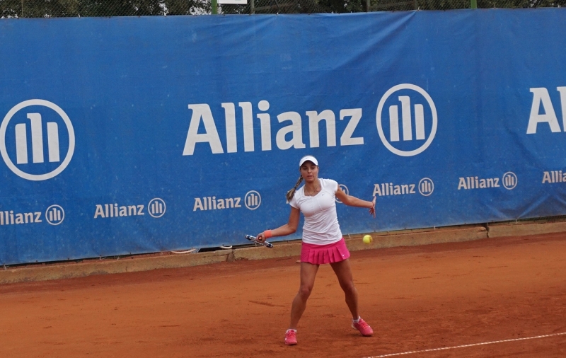 Виктория Томова на финал и на единично на Allianz Cup