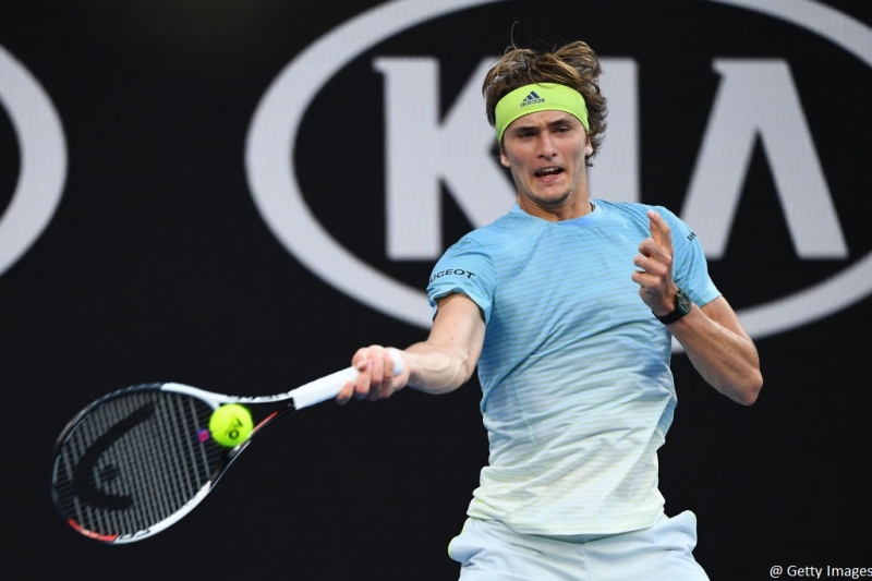 Саша Зверев печели в 4 сета