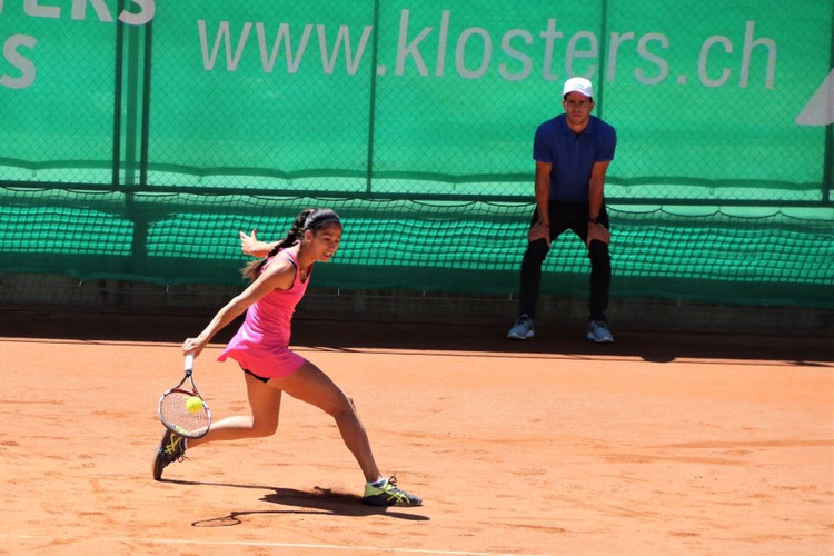Шиникова се класира на четвъртфиналите в Севиля