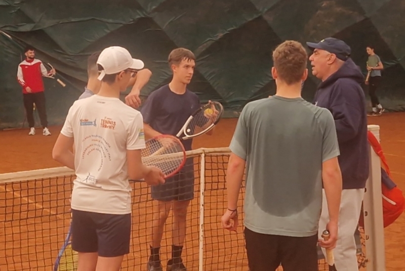 Клаудио Пистолези проведе открити тренировки в София