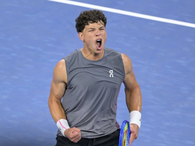 Шелтън ще играе на ¼-финал в Далас с Кецаманович, който отстрани Пол