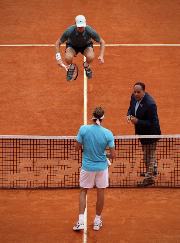 Зверев продължава да търси рецепта срещу Синер. Италианецът е на финал в Монте Карло