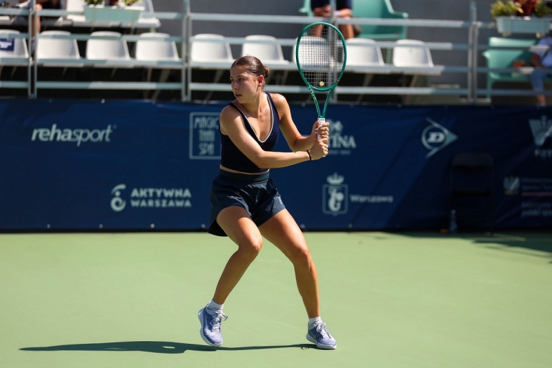 Янева си осигури място на 1/4-финал на WTA 125 турнира във Варшава