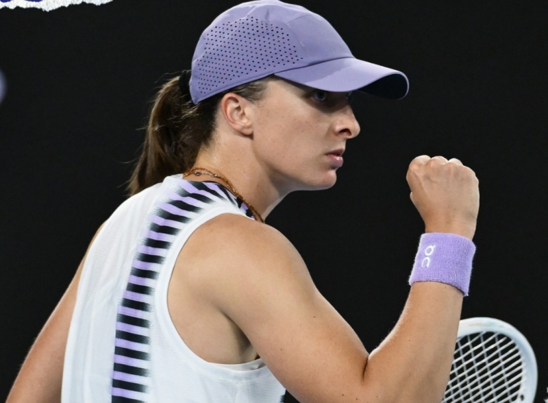 Ига Швьонтек се справи с Калинская за място на осминафиналите