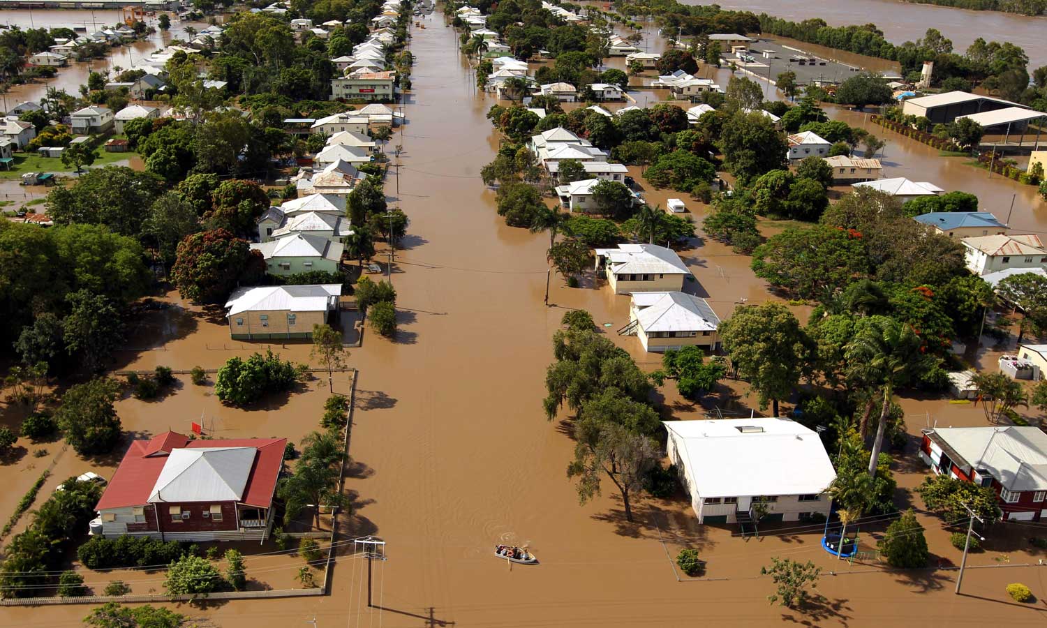 Федерер и Надал с благотворително шоу в полза на пострадалите от наводненията
