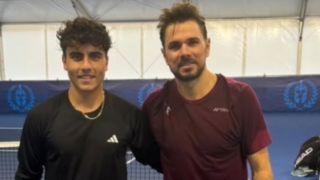 Иванов тренира с Вавринка