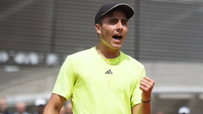 Иванов срещу Ханфман от 15:00 ч. във вторник