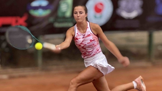 Росица Денчева се класира за полуфиналите на двойки в Гърция