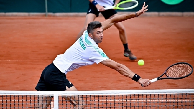 Донски на четвъртфинал на двойки на Чалънджър 100 в Португалия