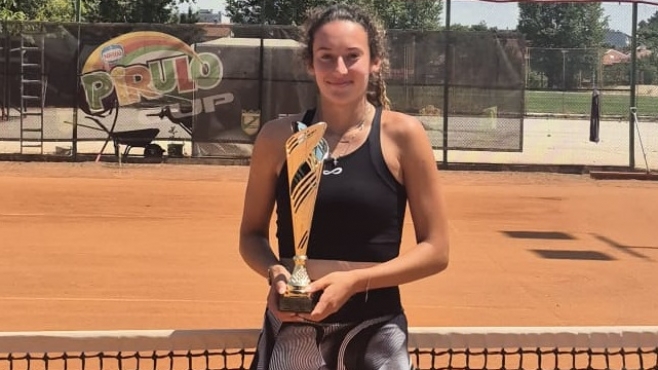 17-годишната Влахова с първа победа в основна схема при жени в ITF турнир