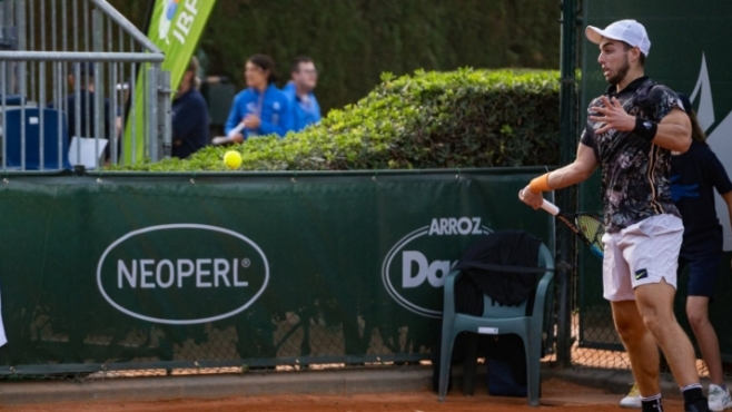 Адриан Андреев със загуба в първия кръг в Анталия