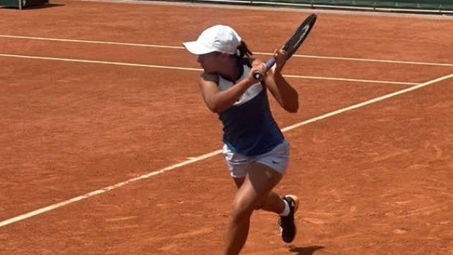 Ива Иванова е на четвъртфинал на двойки в Монастир