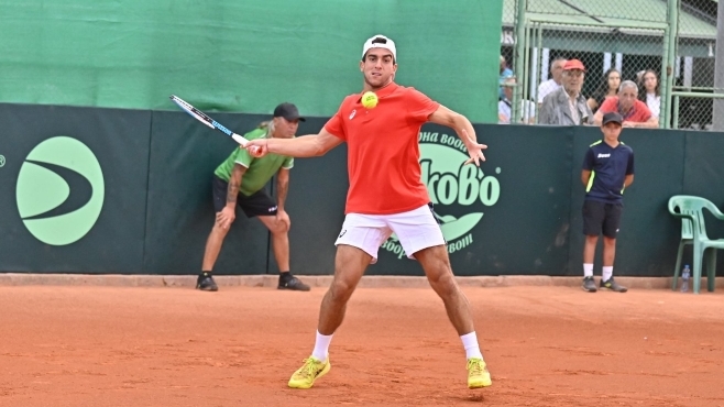 Янаки Милев ще играе на 1/4-финал в Турция