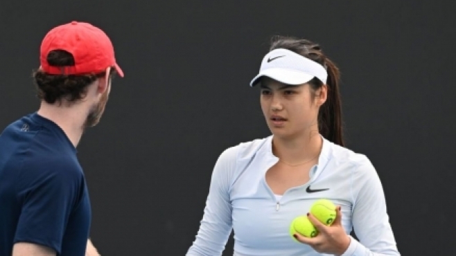 Радукану отпадна на четвъртфинал в Хобарт