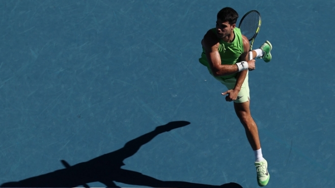 Алкарас с чиста победа в своя мач №100 в Шлема, следва двубой с Пол