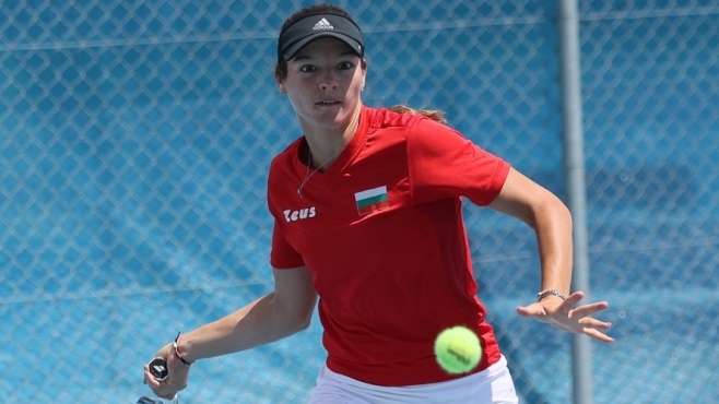 Лиа Каратанчева и Антъни Генов са на финали на двойки