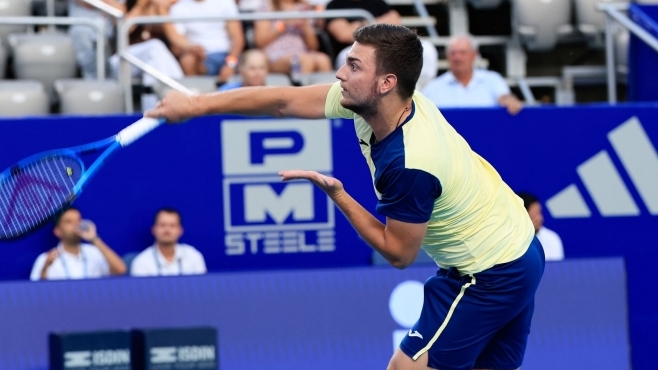 Кецманович отстрани Зверев в Акапулко