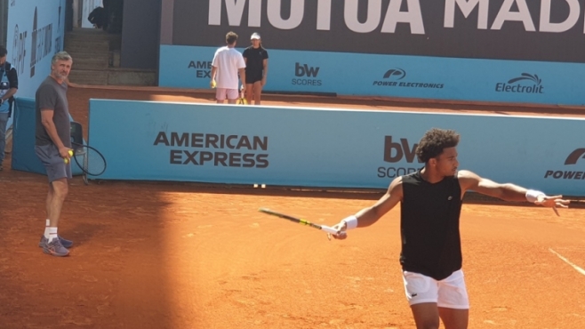 Иванишевич и Артюр Фис пред Tennis24.bg: Целта е Уимбълдън! 