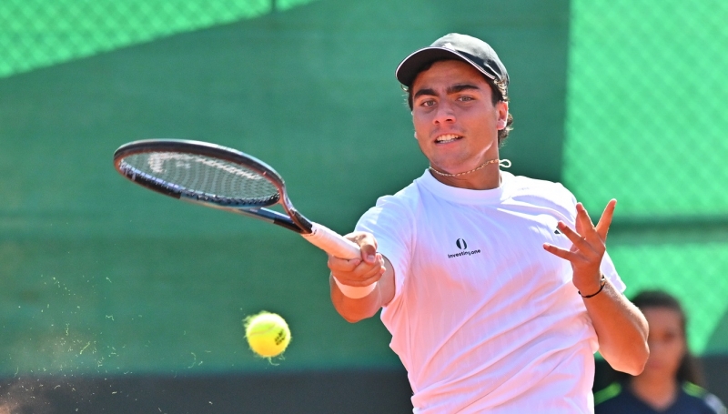 Иван Иванов отпадна на старта на турнир в Анталия