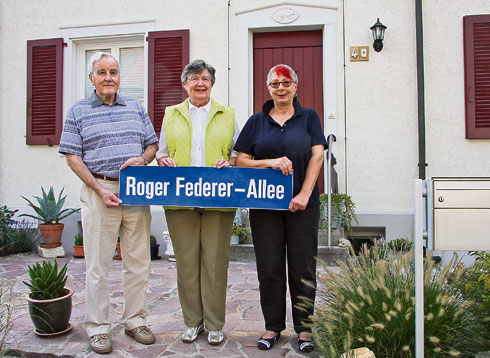 Където улиците носят името на... Роджър Федерер