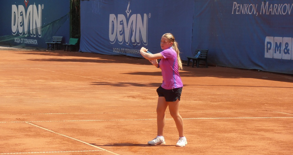 Николаева и Ванева играят за трето място на Източноевропейското първенство
