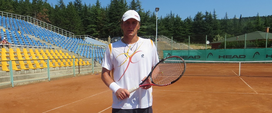 Тихомир Грозданов отпадна от "Чалънджър" турнира в Румъния