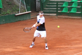 Димитър Кутровски на четвъртфинал на турнир в Германия