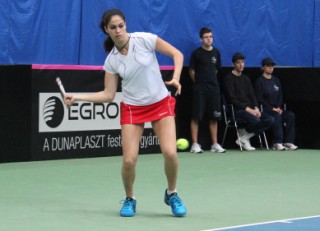 Изабелла Шиникова на четвъртфинал в Амиен