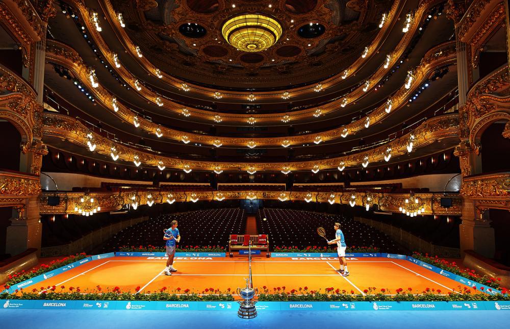 ВИДЕО: Рафа и Ферер играха тенис в... опера