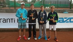 Йоан Георгиев и Симон-Антъни Иванов първенци на двойки в Свиленград