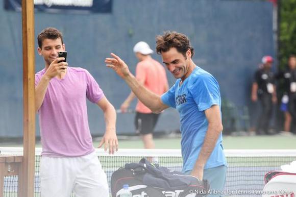 Гришо тренира с Федерер в Торонто