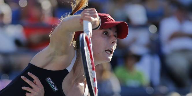 Корне - първата тенисистка след Енен с три победи над Серина