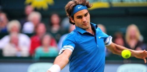 Роджър Федерер на финал в Хале след трудна победа