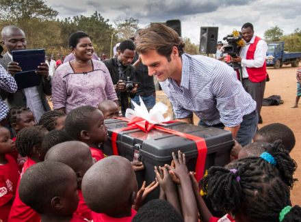 Федерер дари милиони за образование в Африка
