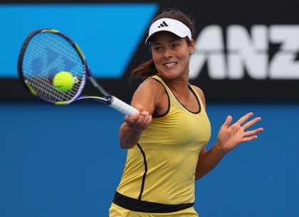 Хубавата Ана зарадва публиката с победа на старта