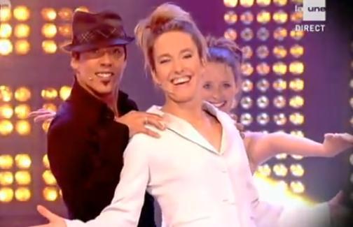ВИДЕО: Енен пее и танцува в белгийско тв шоу