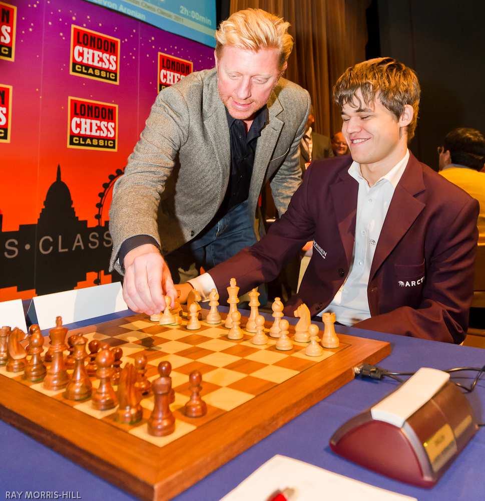 Борис Бекер игра шах със световния елит в Лондон