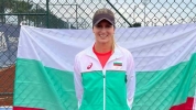 Топалова стартира с победа в Сърбия, Глушкова отпадна