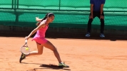 Шиникова отпадна на четвъртфиналите на единично в Тунис