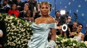 Серина и Винъс на червения килим за тазгодишната Met Gala