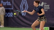 Янева достигна до четвъртфиналите на сингъл в Порто